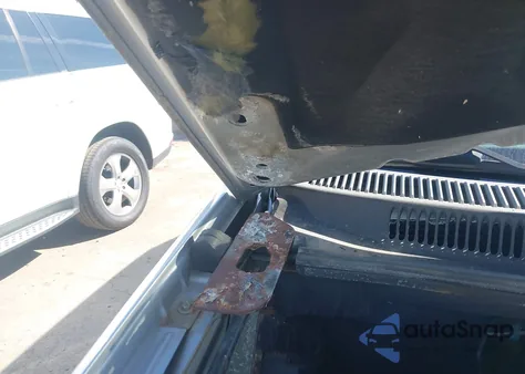 2005 Jeep Grand Cherokee Laredo z USA, uszkodzony, nr VIN 1J4HR48N85C648797